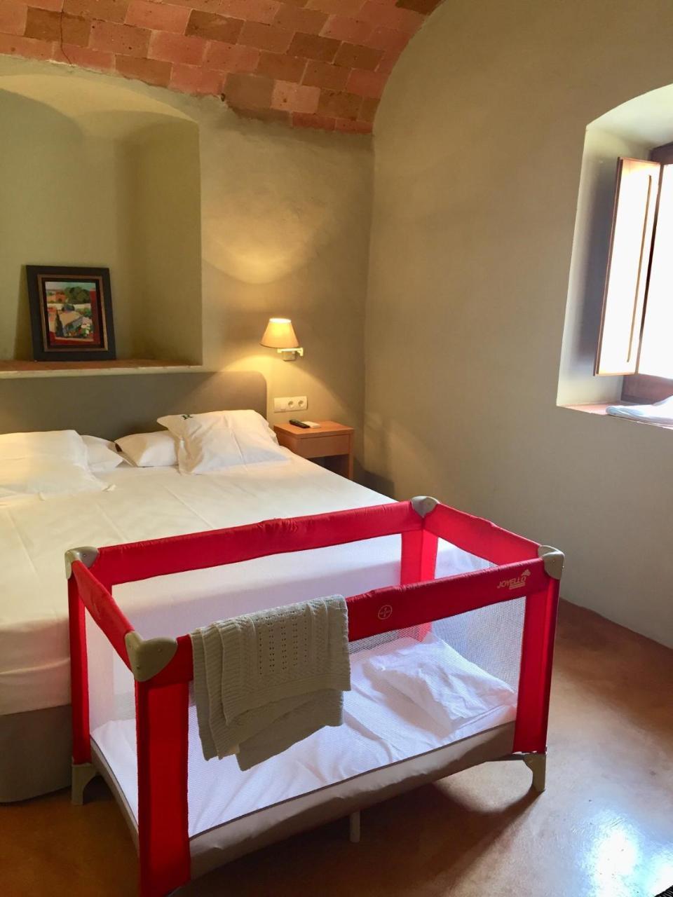 Apartamentos En La Rectoria De Regencós 外观 照片